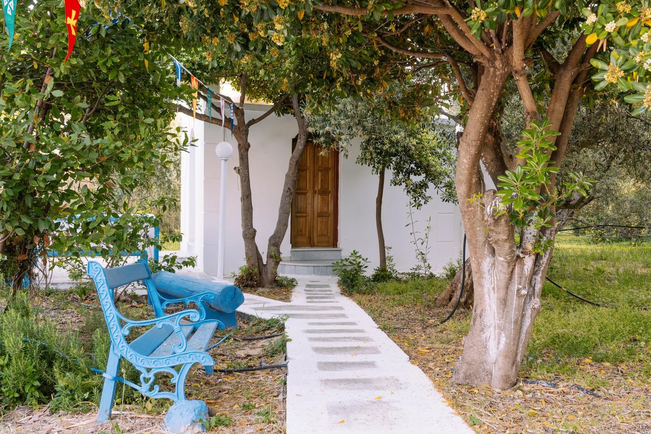 Thymianos Apartments Engares Exterior photo