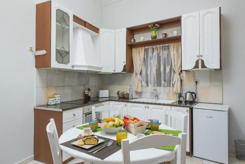 Thymianos Apartments Engares Exterior photo