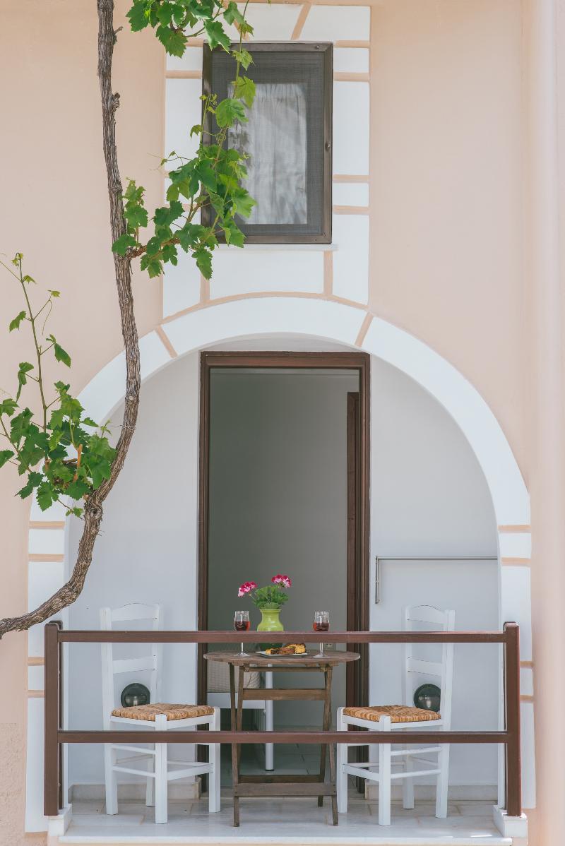 Thymianos Apartments Engares Exterior photo